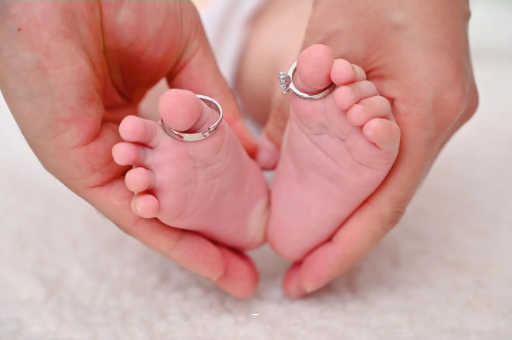 海安宝宝吃奶呕吐 海安宝宝吃奶呕吐